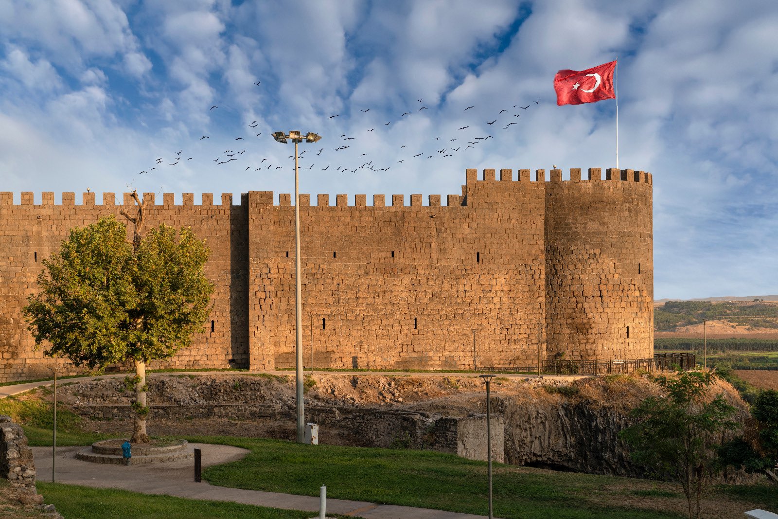 The Symbol of Diyarbakır's Cultural Heritage A Guide to the City Walls